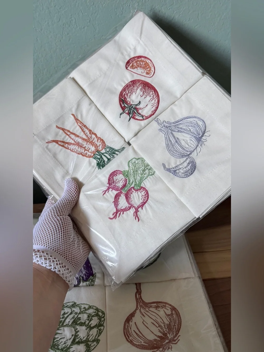 Trader Joe’s Retired Embroidered Vegetable Napkins 20” Complete Set of 8 NEW